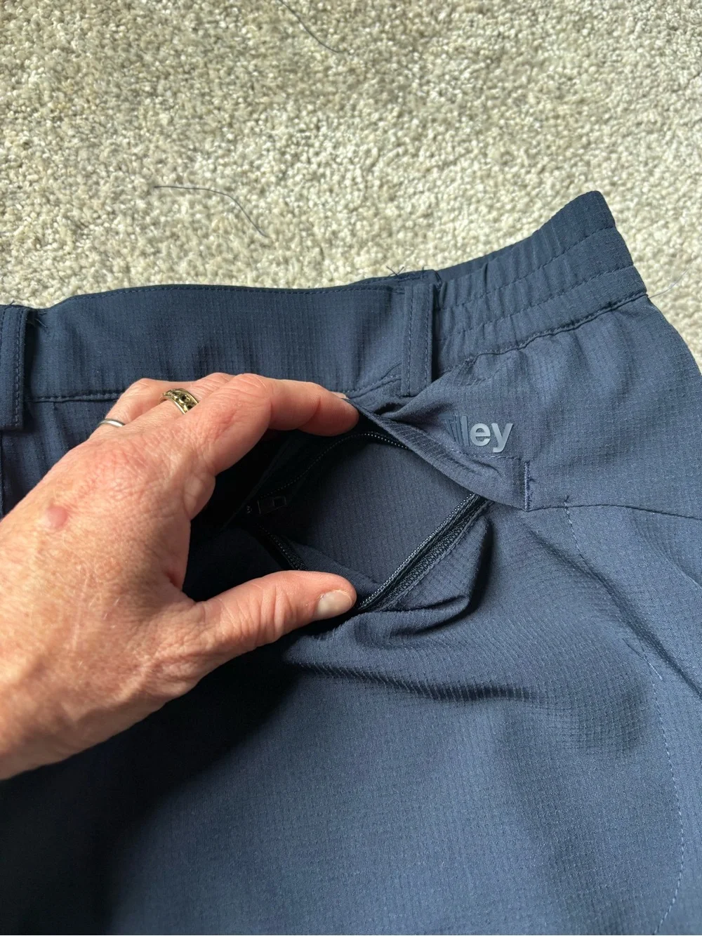Tilley Women's Navy Flat-Front Skort — Classic Everyday Style